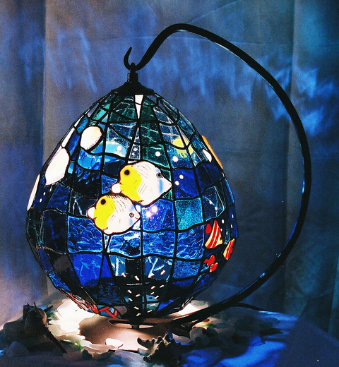 海の中で涼むﾗﾝﾌﾟ ｢みきBLOG｣ ｽﾃﾝﾄﾞｸﾞﾗｽ工房の一日 みきﾃﾞｻﾞｲﾝ工房